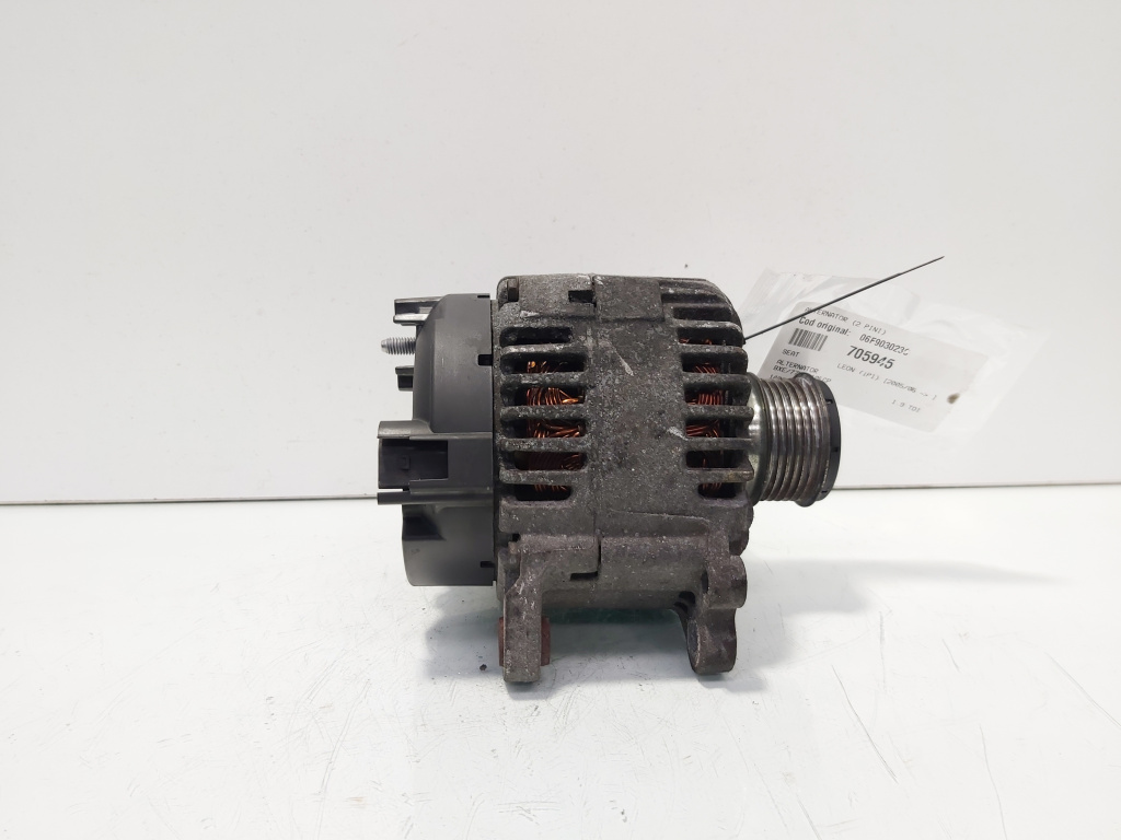Alternator 140A Valeo, cod 06F903023C, Seat Leon (1P1) 1.9 TDI, BXE (id:705945)
