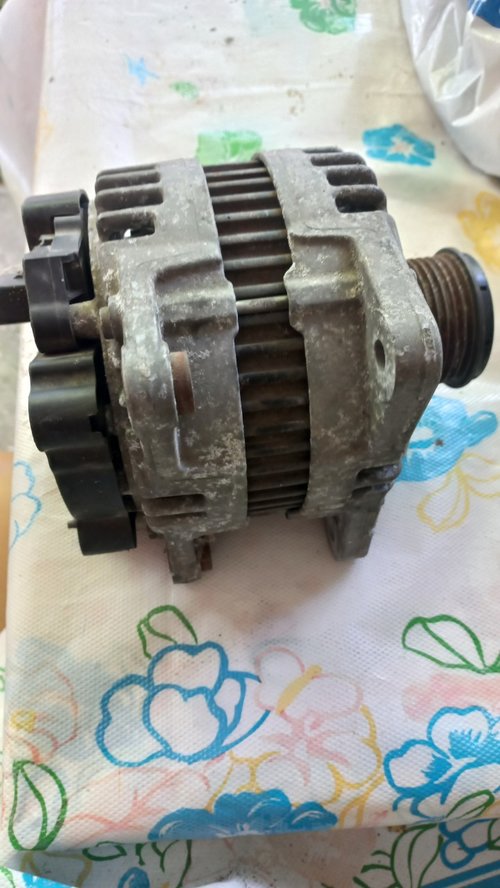 Alternator 180A, cod 03G903023, Vw Passat (3C2) 2.0 TDI, CBD