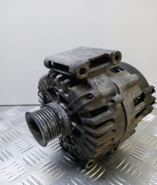 Alternator 180A fg18s077 Mercedes-Benz E-Class W212/S212/C207/A207 [2009 - 2013]