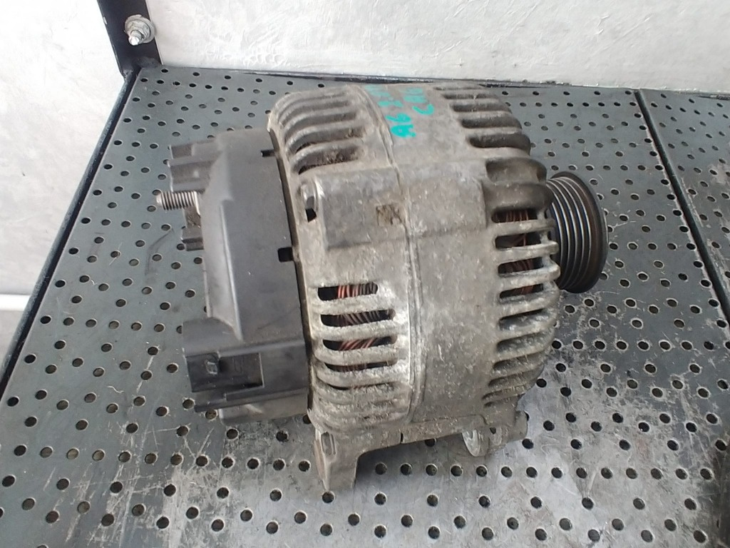 Alternator 2.0 tdi audi a4 b8 audi a6 c6 vw passat b6 3c 021903026l tg17c019