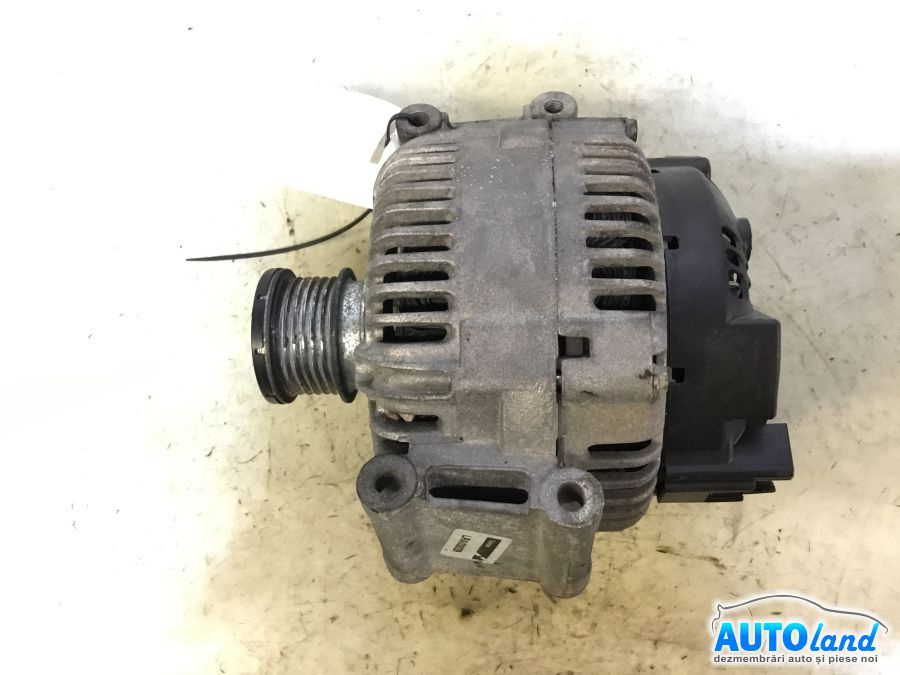 Alternator 2.2 CDI Reconditionat Mercedes-Benz VITO bus W639 2003