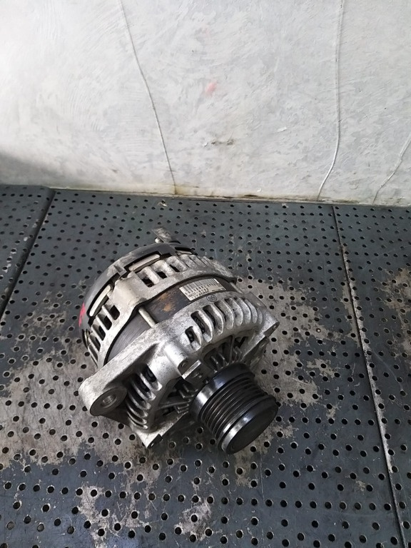 Alternator 2.2 mjt alfa romeo stelvio 50536692 1042110700