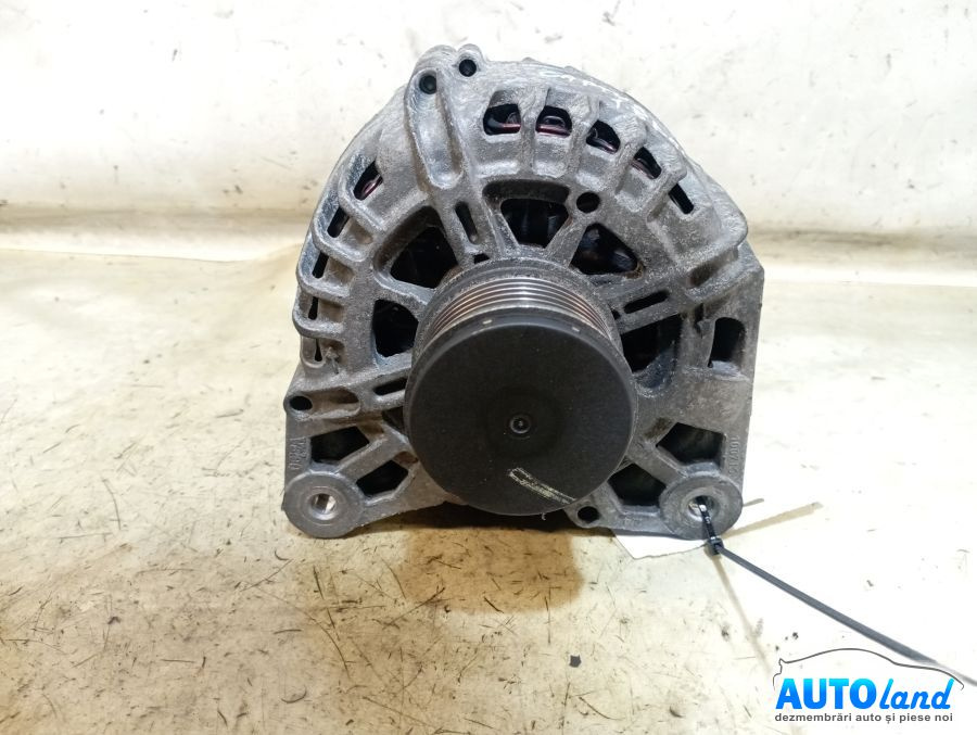 Alternator 231001318r 1.5 DCI Renault CAPTUR 2013