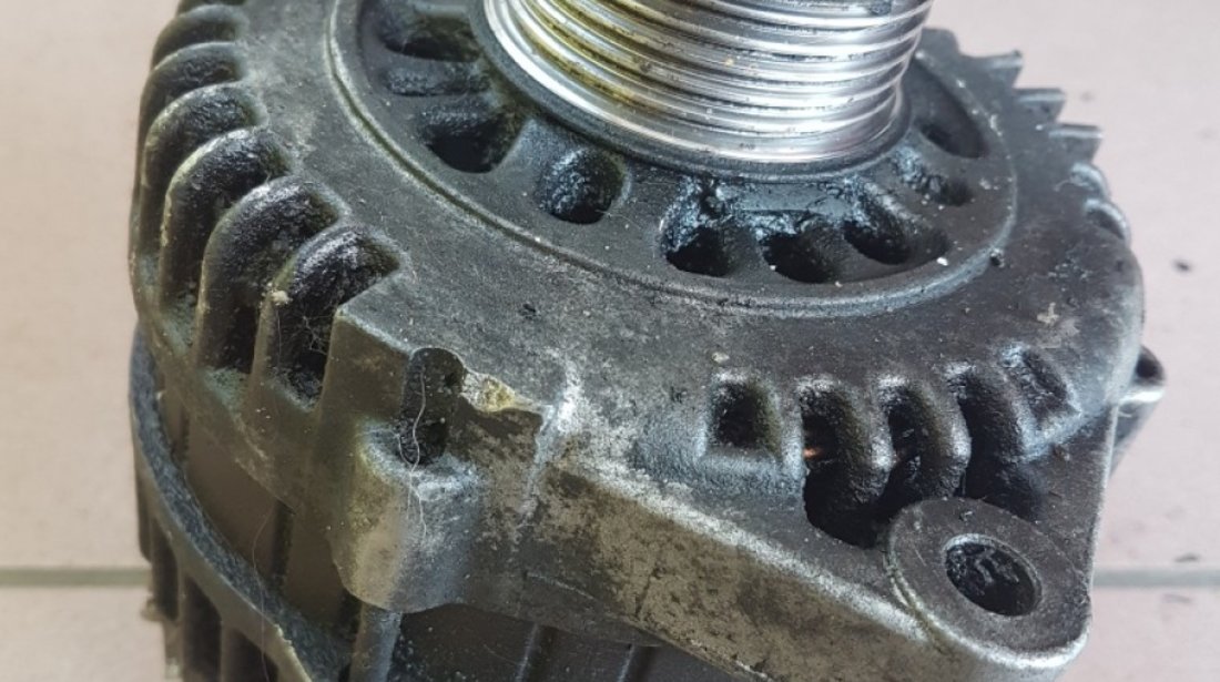 Alternator 3.0 renault master piesa provine din dezmembrari