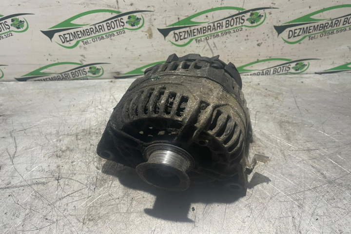 Alternator 389 0 124 525 030 Opel Astra H [facelift] [2005 - 2015] Hatchback 5-usi