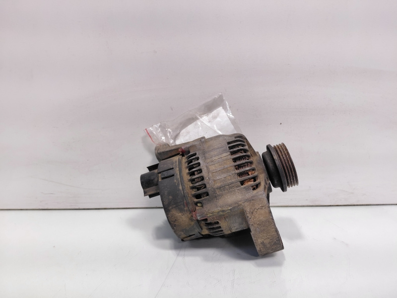 Alternator 60A, Fiat Punto (188) 1.2 benz (id:660043)