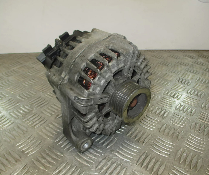 Alternator 7802261 BMW Seria 3 (E92) 2.0 D cod motor N47D20A an fab. 2006 - 2010