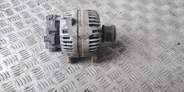 Alternator 8200228292 / 0124525140 Dacia Logan [facelift] [2007 - 2012]