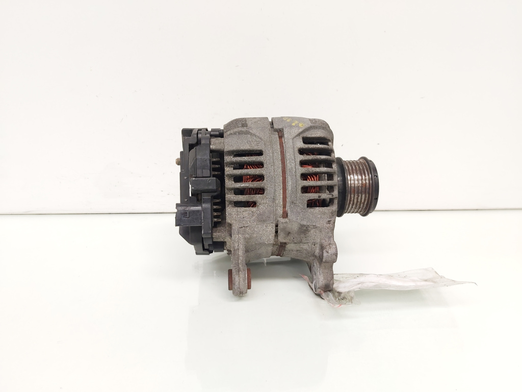 Alternator 90A Bosch, cod 028903028D, Vw Golf 4 (1J1) 1.6 benz, BCB (id:660131)