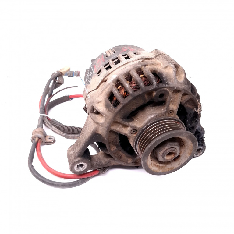 Alternator Audi A4 B5 (8D) 1994-2001 1.6 Benzina 0123310022, Kc14V4070A, 058903016 Bosch