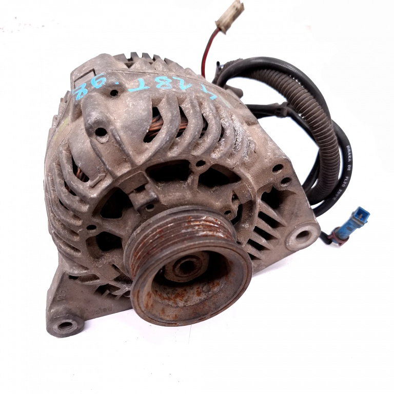 Alternator Audi A4 B5 (8D) 1994-2001 1.8 T Benzina 058903016B Valeo