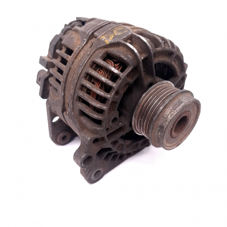 Alternator Audi A4 B5 (8D) 1994-2001 1.9 Tdi Motorina 028903029A, 0124325018, F55269903, 022903119D, 61G072105 Bosch
