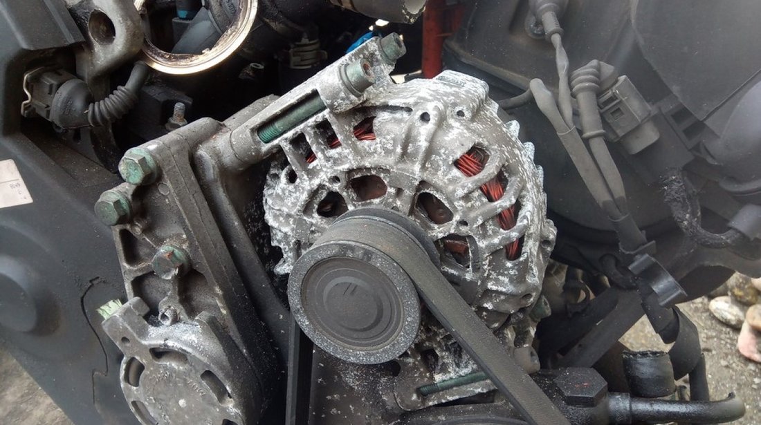 Alternator Audi A4 B6 2.0 benzina 120 A