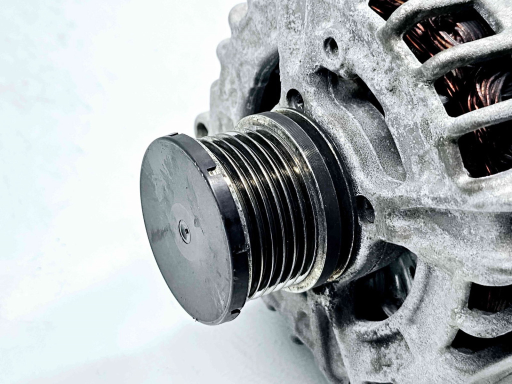 Alternator Audi A5 Sportback (8TA) [Fabr 2009-2015] 04L903017 2.0 TDI CGLC 130KW / 177CP