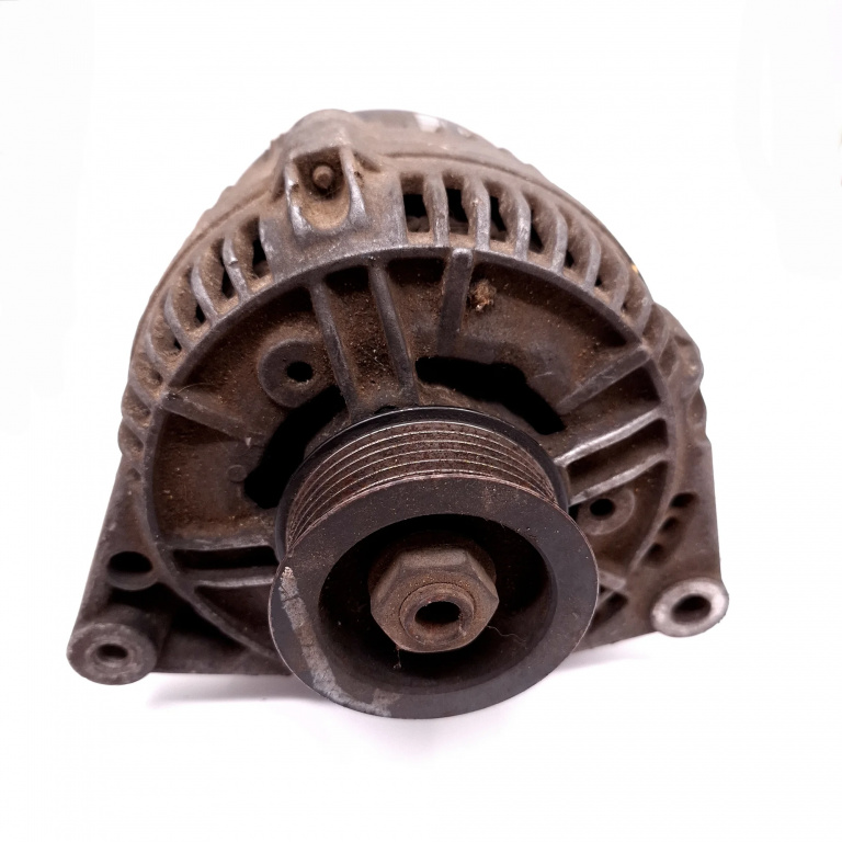 Alternator Audi A6 (4B, C5) 1997-2005 2.5 Tdi Motorina 046903015F, 0123515012, 14V70120A Bosch