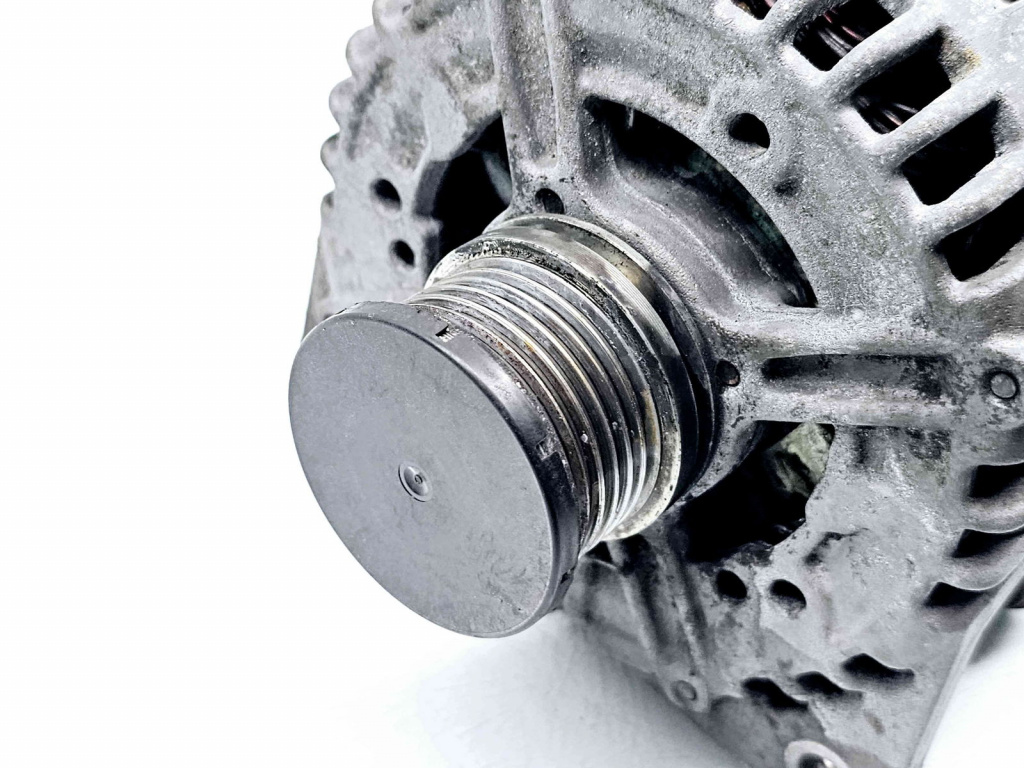 Alternator Audi A6 (4F2, C6) facelift [Fabr 2004-2010] 03G903016L 2.0 TDI CAHA 125KW / 170CP
