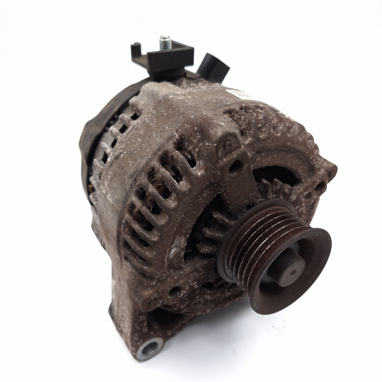 Alternator Bmw 2 Gran Tourer (F46) 2015 > 218 D B47 C20 A Motorina 764013103, 1042118181, 14V150A, 7640131-03, 104211-8181 Denso