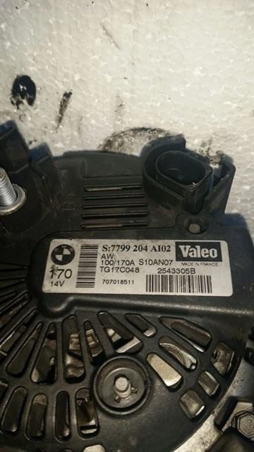 Alternator bmw e63 m6 5.0i 507 cai cod 7799204