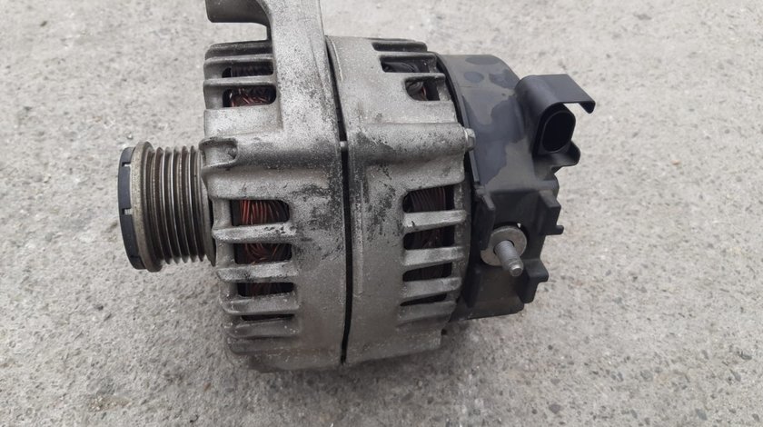 Alternator Bmw N47D20C Cod:FG23S032 220A