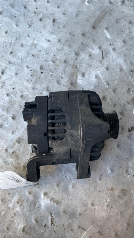 Alternator BMW seria 3 E46 2.0 D an 2001 cod 7789980