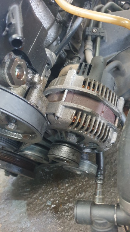 Alternator BMW X5 E53 2003 Hatchback 3.0