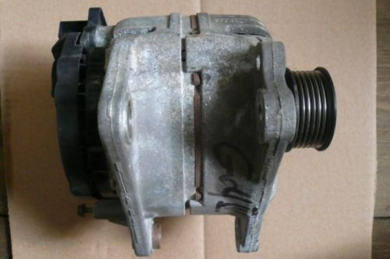 Alternator Bosch 70a Cod 037903025e Vw Audi Seat Skoda