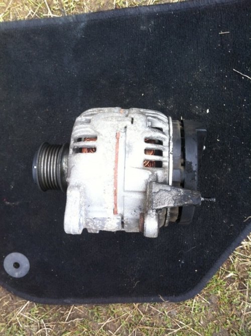 Alternator Cod 06f903023f Skoda Octavia 2 2 0 Tdi