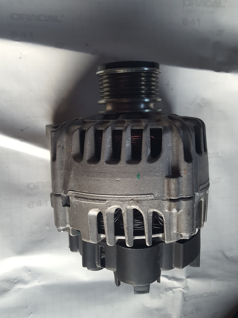 Alternator Dacia Duster, Renault, Nissan Qashqai 1,5DCI 2016 cod 231001318r