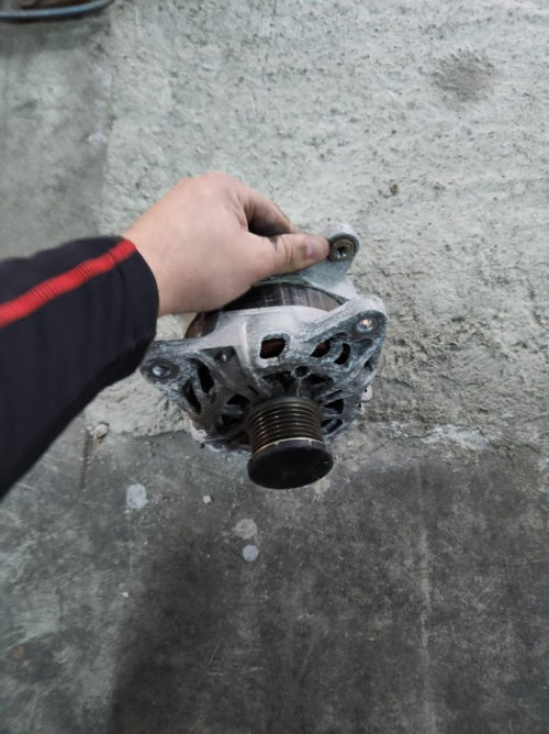 Alternator Dacia Logan 0.9 Tce 2014 Cod : 231007842R