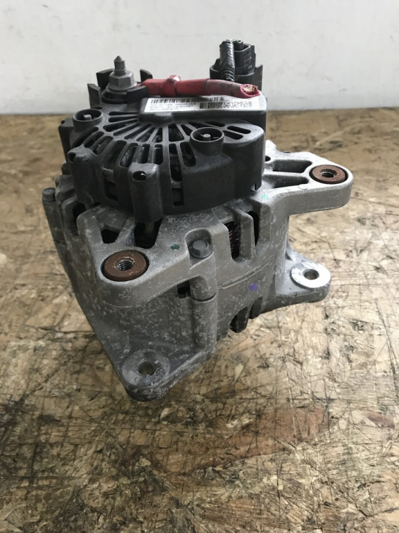 Alternator Dacia Sandero 0.9 Tce, Manual hatchback 2014 (231000091R)