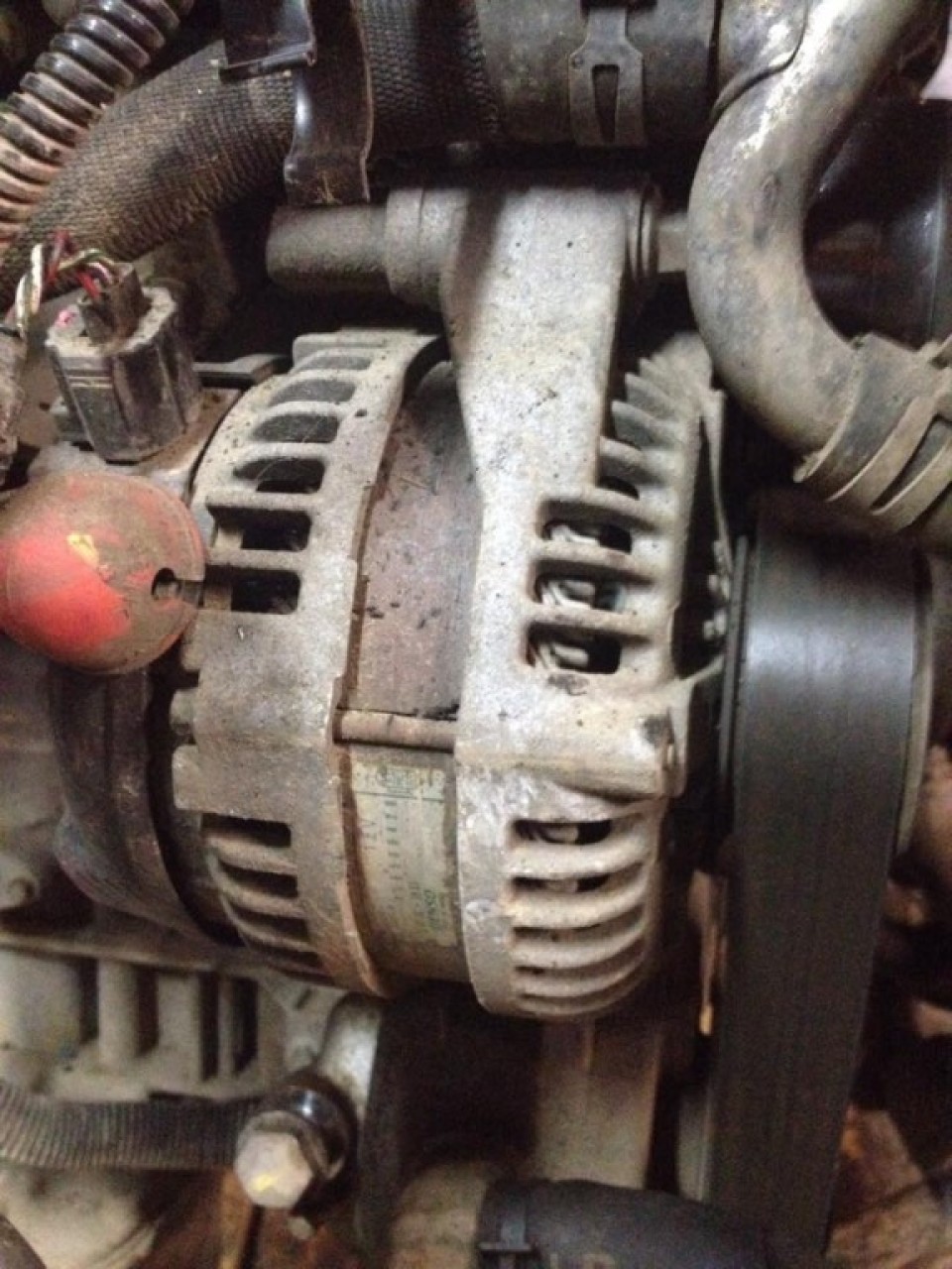 Alternator denso cod 1042103951 range rover sport 2.7d