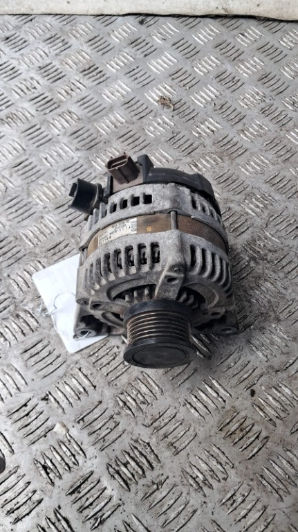 Alternator Ford Fiesta an 2012 cod 8M5T-10300-YB
