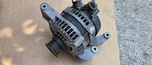 Alternator Ford Focus 2 2.0 benzina 2004 2005 2006 2007 2008