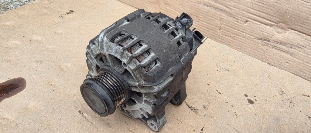Alternator Ford Focus 3 1.6 TDCI 2011 2012 2013 2014