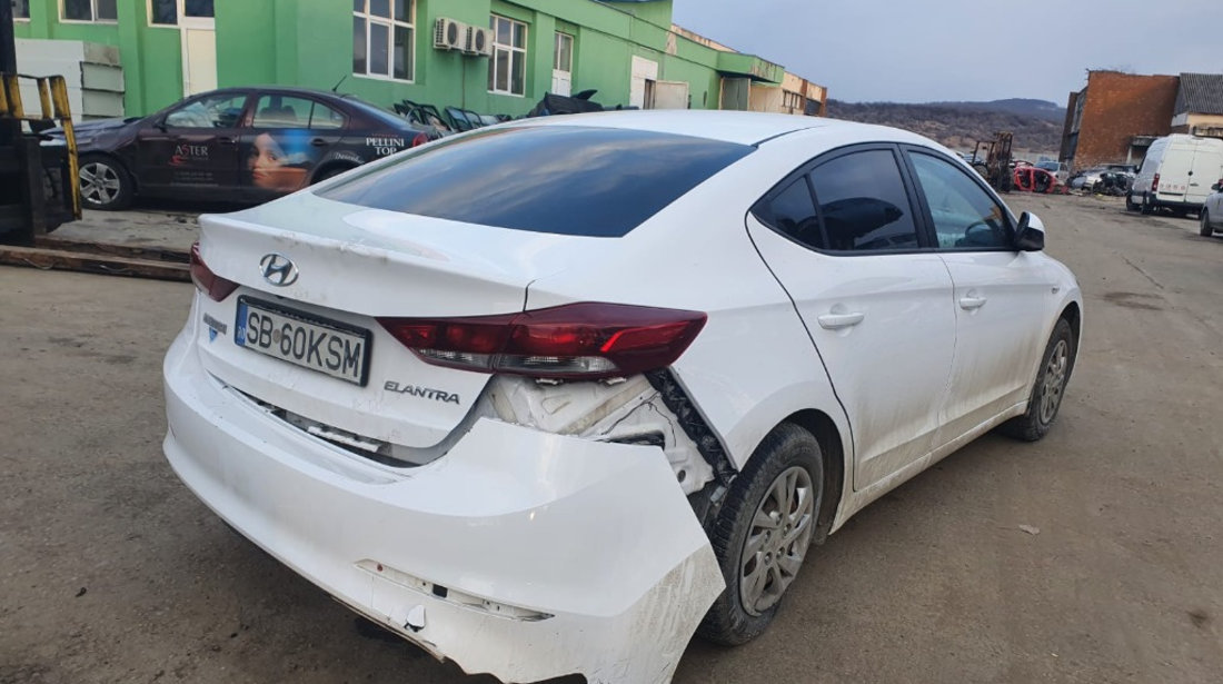 Alternator Hyundai Elantra 2017 berlina 1.6 D