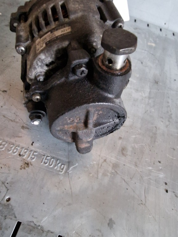 Alternator Hyundai Sonata Kia Carens 2.0CRDI cod 37300-27021