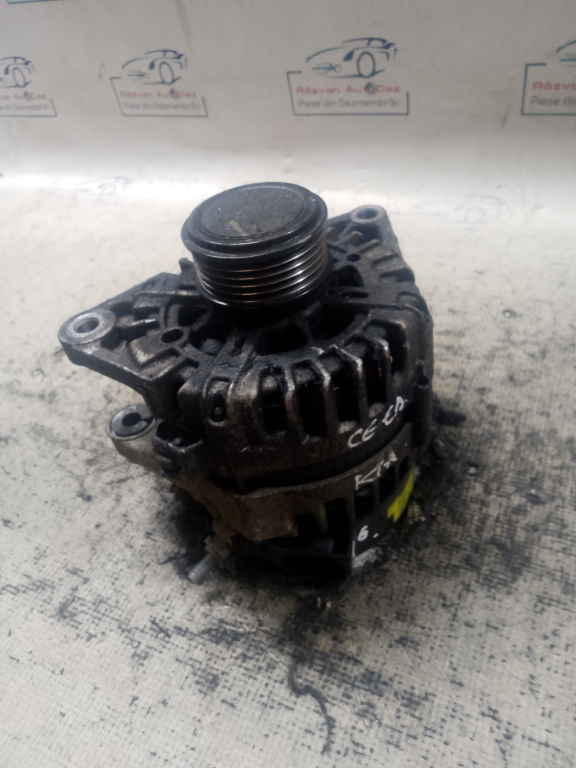 Alternator Kia Ceed 1.6 2014, 373002A850