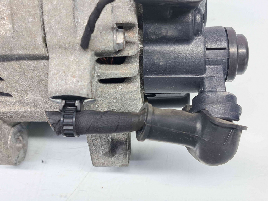 Alternator KIA Ceed (JD) [Fabr 2012-2018] 37300-2A110 1.6 CRDI D4FB
