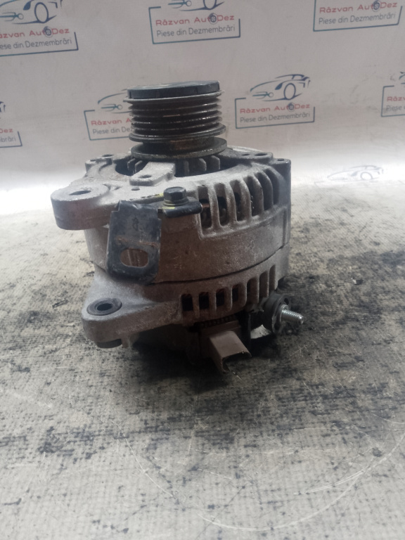 Alternator Kia Sportage 1.7 2014, 373002A700