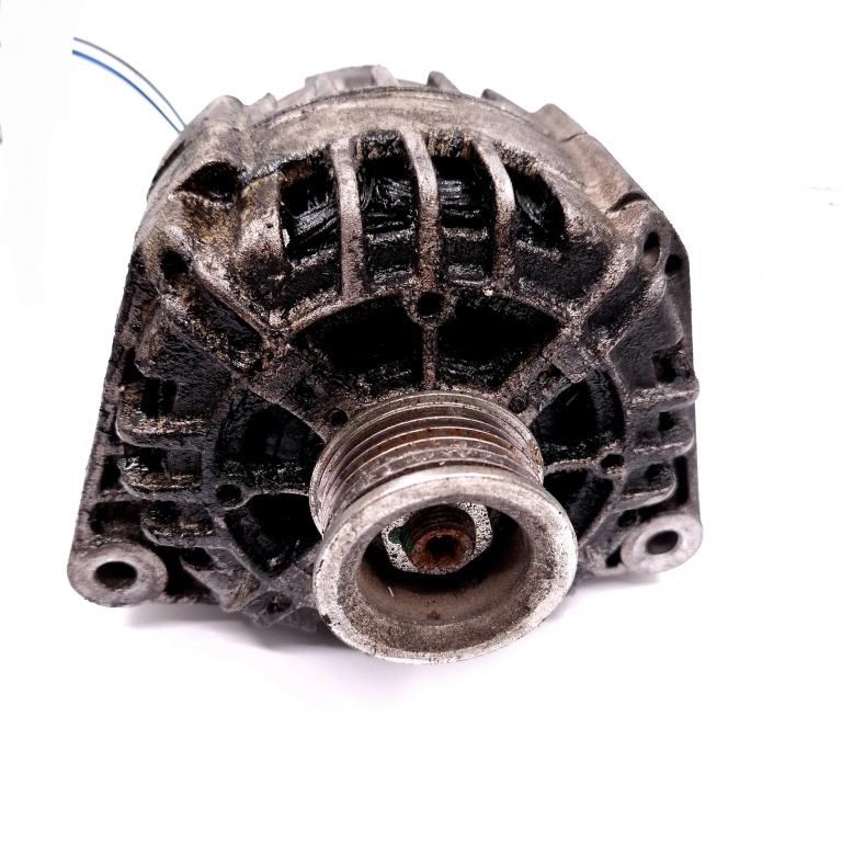 Alternator Mercedes-Benz C-Class (W203) 2000-2007 C 240 (203.061) M 112.912 Benzina Sg12B021, 2251401202, P0805397, 20041010019