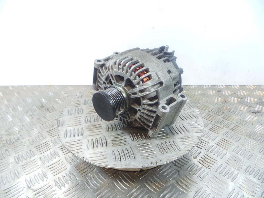 Alternator mercedes C-CLASS 2009