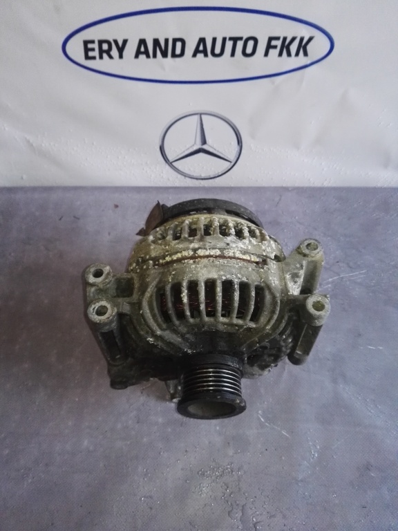 Alternator Mercedes cls 320 cdi w219 cod A0131547002