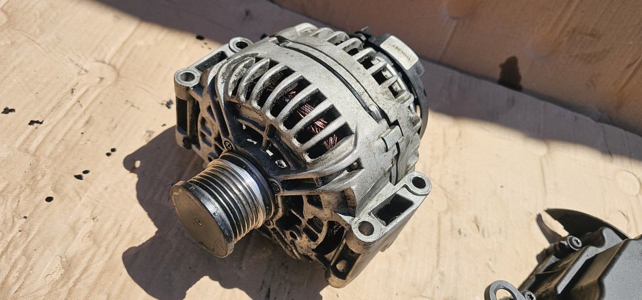 Alternator Mercedes Vito W639 2.2 CDI 2004 2005 2006 2007 2008