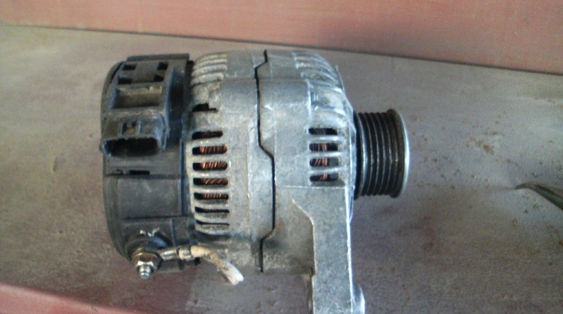 Alternator Nissan micra , cod 231000u060