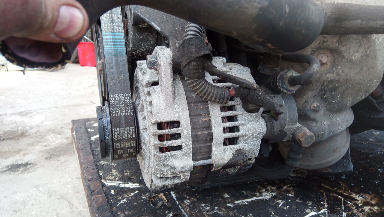 Alternator Opel Astra H 1 7 Cdti 60815601
