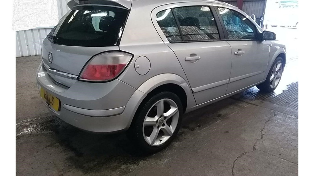 Alternator Opel Astra H 2006 Hatchback 1.7 DTH Motorina