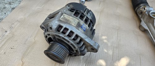 Alternator Opel Astra H / Zafira B 1.9 CDTI Z19DT 2005 2006 2007 2008