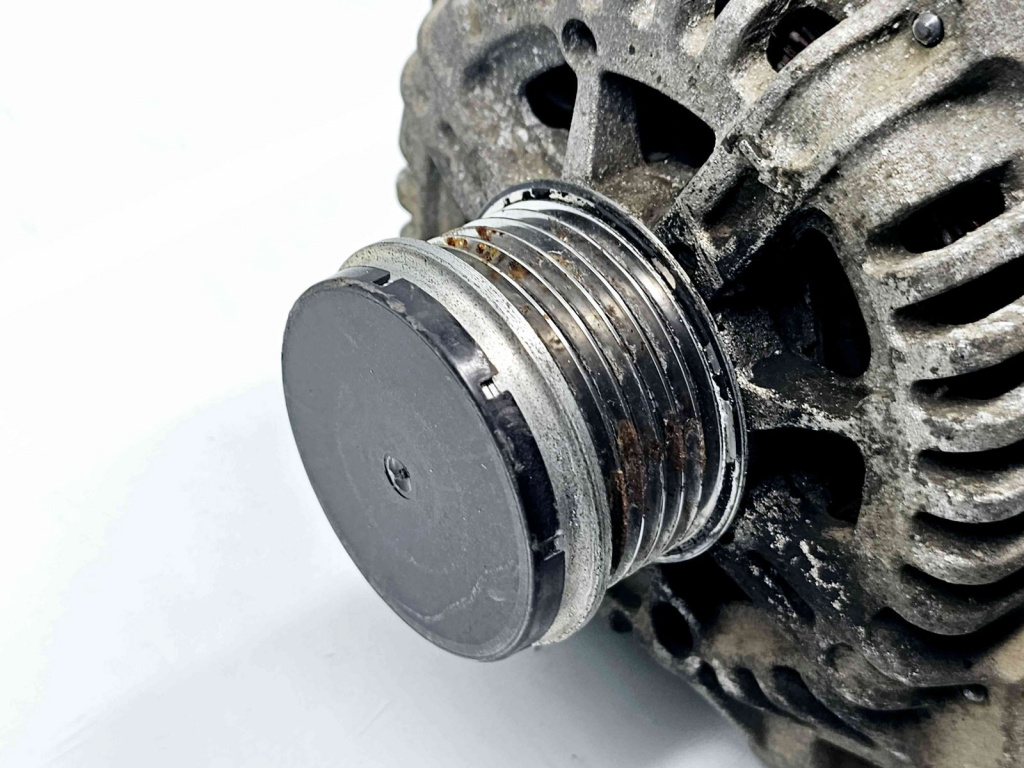 Alternator Opel Corsa C (F08, F68) [Fabr 2000-2005] 13117279 1.3 CDTI Z13DT 51KW / 70CP