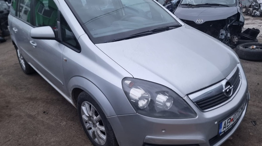 Alternator Opel Zafira B 2007 monovolum 1.9 cdti Z19DT