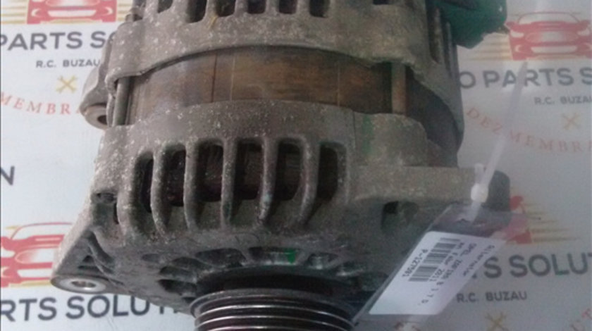 Alternator OPEL ZAFIRA B